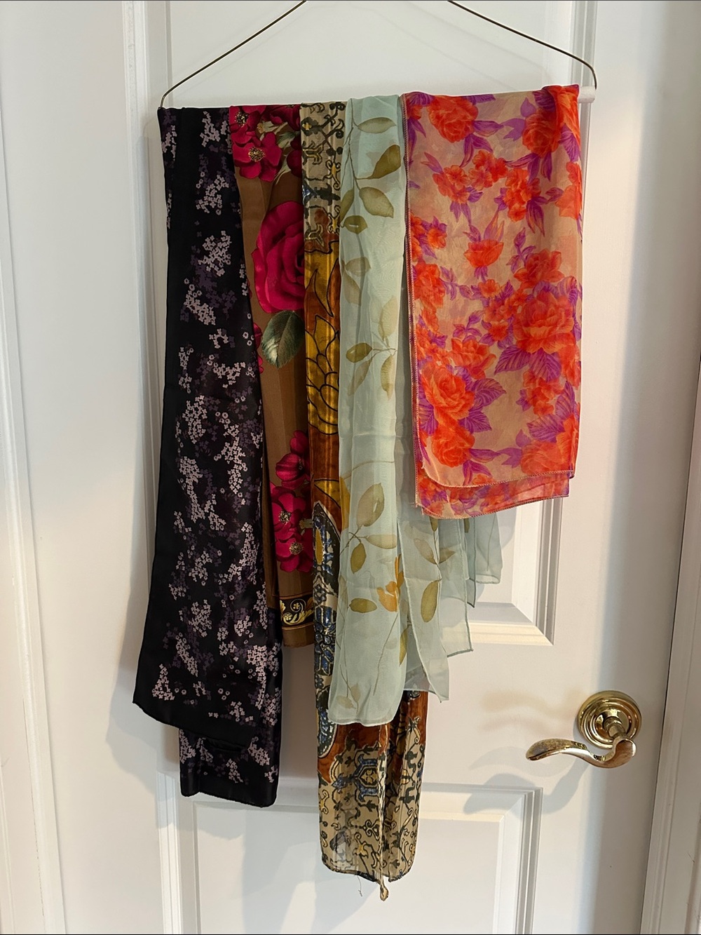 5 Floral Lightweight Women's Scarves